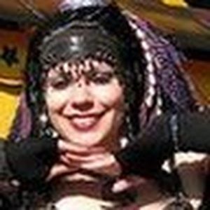 Meet your Posher, Ana